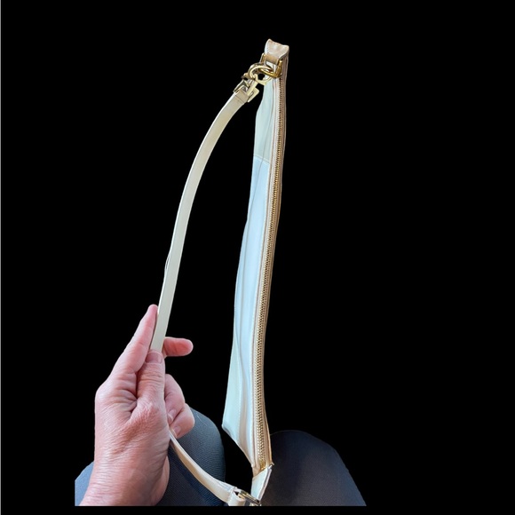 Salvatore Ferragamo Beige & White Handbag - Picture 5 of 13